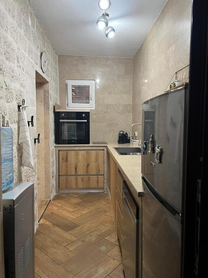 Sea Front 171 Apartment Kotor Exterior photo